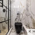 Designer's Penthouse, View! + Car Offer Apartamento