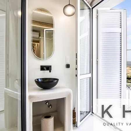 Designer's Penthouse, View! + Car Offer Διαμέρισμα