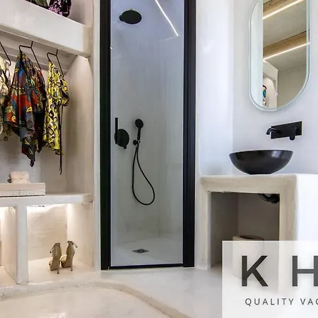 Designer's Penthouse, View! + Car Offer *