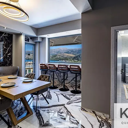 Designer's Penthouse, View! + Car Offer Διαμέρισμα